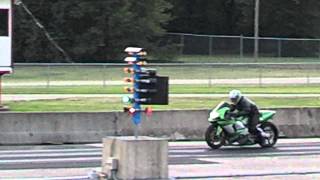preview picture of video '2002 GSXR 1000 at Tristate dragway'
