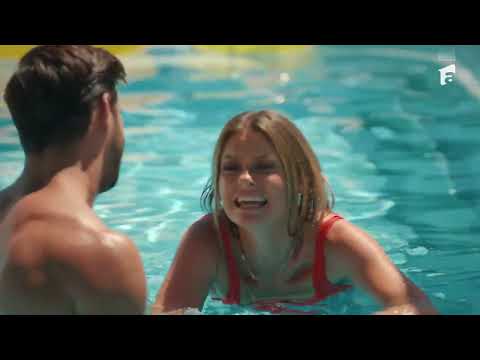 Petru și Alice, surprinși de Lia în piscină