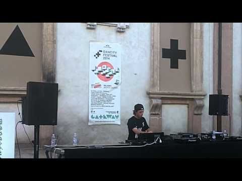 LSWHR Showcase @ Dancity Festival - 27.06.2014 / ROMAINTHECLUB.com