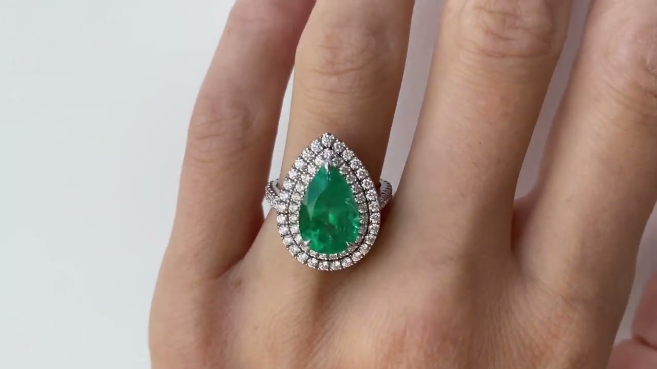 PIERRE 3.19 Emerald ring