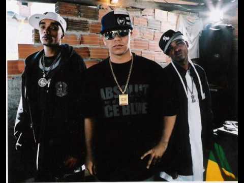 MR CATRA,MC SAPINHO  E SAGRADA FAMILIA!!!NO ESTILO HIP HOP