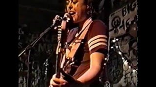 Sleater-Kinney, 924 Gilman Street, Berkeley, CA, 30 May 1997 (full concert, improved audio)
