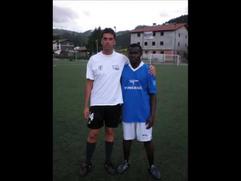 BERRIATUKO JUBENILAK 2008-2009 AZKANENGO ENTRENAMIENTU