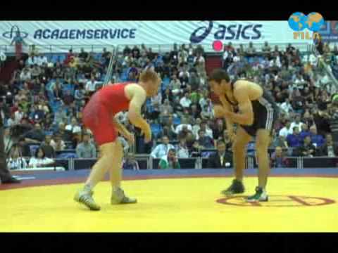 HILL Stephen Matthew (NZL) -- IANULOV Piotr (MDA)  Repechages