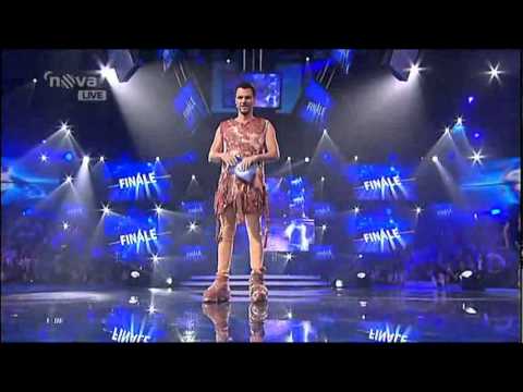 Leoš Mareš v kostýmu z masa