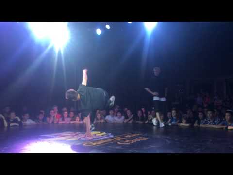 Red Bull BC One Central Asia cypher 2015 | Easy vs Killa Kolya |