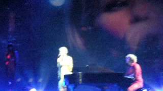 ON NE GRANDIT VRAIMENT JAMAIS - Concert Toulouse Lorie - TOUR2LOR