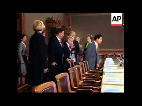 Finnish PM with S.Korean President Roh Moo-Hyun