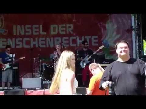 DIF 2016 - Insel der Menschenrechte - Lisa Mikolaschek- live