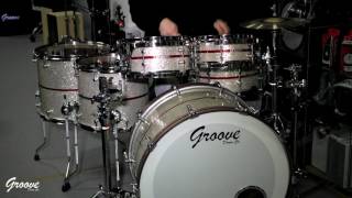 Bateria Groove Drum Co. Mahogany/Walnut Silver and Red Glitter 24