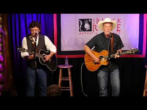 Michael Hearne and Shake Russell perform “Evergreen” at The Black Rose Acoustic Society