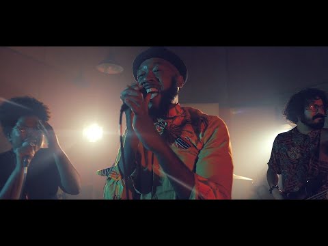 Vox Sambou - Dyasporafriken - Clip Oficial Entreaspas Filmes