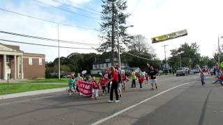 preview picture of video 'CMHS 2012 Homecoming Parade on Saturday October 6, 2012'