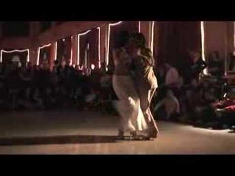  Natacha Poberaj  and  Eduardo Villegas  are  dancing  to  the  tango  "  Orlando Goñi  "