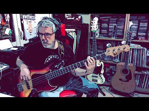 Viva la mamma by Edoardo Bennato (personal bass cover) by Rino Conteduca with 1966 Fender jazz bass