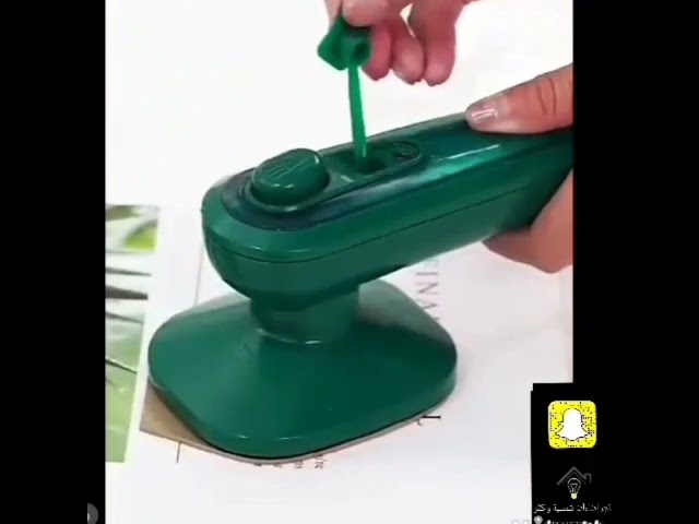 مكوى للملابس صغير