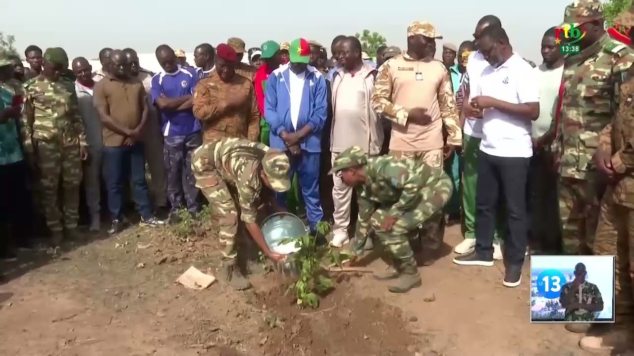 L’Université Thomas Sankara ouvre la campagne Nationale de Reforestation