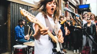 Courtney Barnett - Don't Apply Compression Gently (Lyrics)