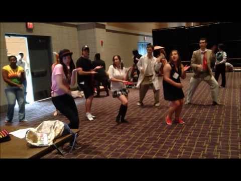 Girls' Generation Dancing Panel @Ikasucon 2013 Love and Girls Final Performance