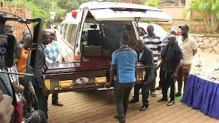 Agataliiko Abakungubazi bazirikidde mu kusabira omuyimbi Olisha M eyafiiridde mu Lutalo lw’okuzaala