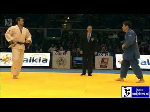 Colin Oates (GBR) - Edil Bekkulov (KGZ) [-66kg]