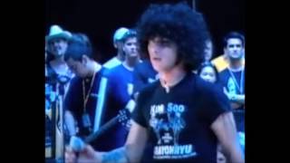 At The Drive-In debut new track “Hostage Stamps” on BBC Radio 1..!