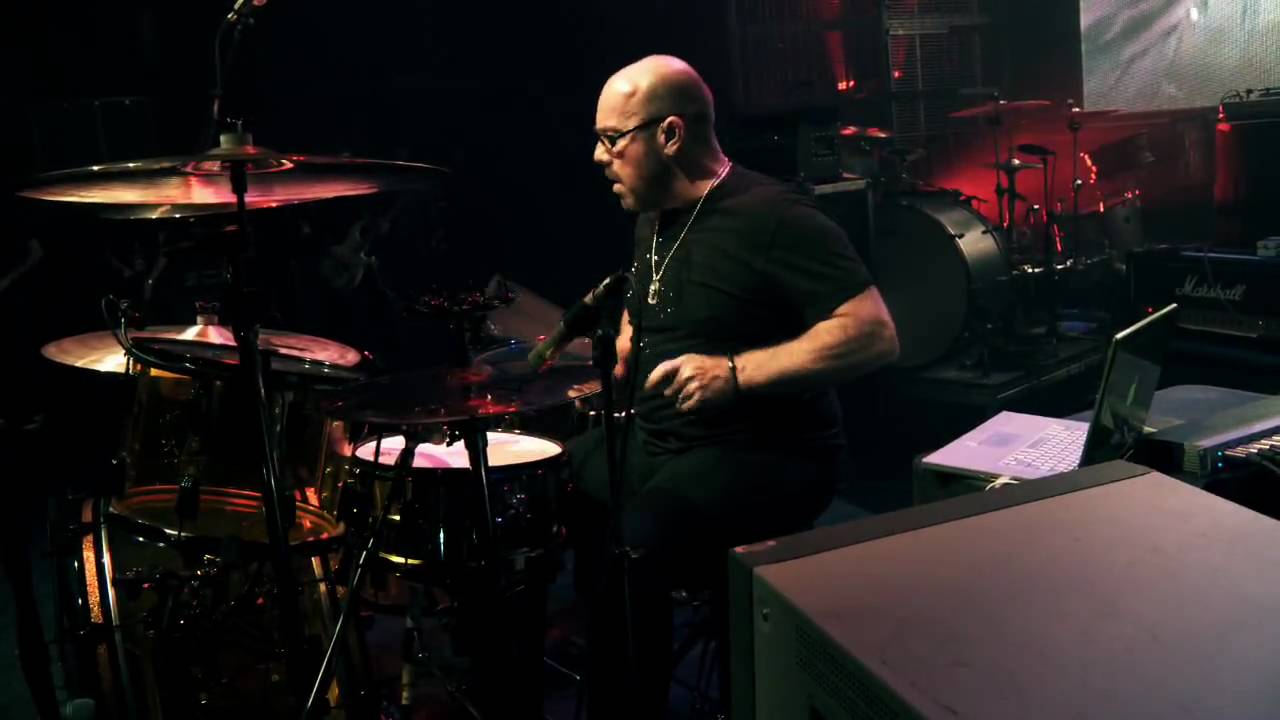 John Bonham Tribute by Jason Bonham at Guitar Center's 21st Annual Drum-Off (2009) - YouTube