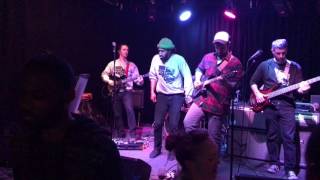 Skunk City - Kiss (Prince)