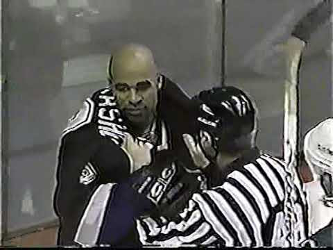 Canucks vs Coyotes Brawl - Jan 26, 1998
