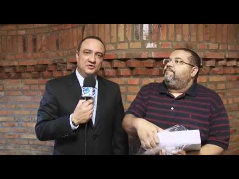 Entrega do iPad ao ganhador da Promoção de 5 Anos do Cetecnet Concursos