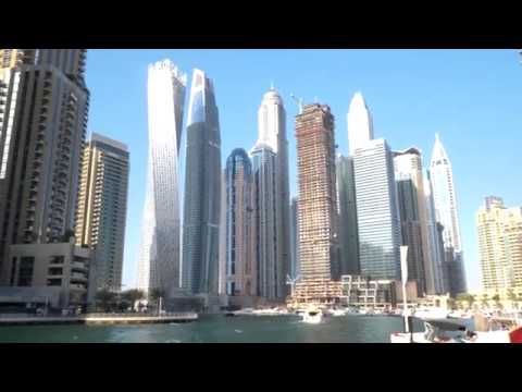 ドバイマリーナ周辺を散歩した時の動画