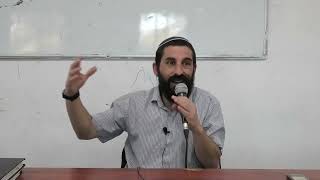 שערי ארץ ישראל [4] | עמ"י וא"י אחד ממש! | הרב יצחק (צחי) עטיה (ישיבת אפיקי דעת שדרות) - התמונה מוצגת ישירות מתוך אתר האינטרנט יוטיוב. זכויות היוצרים בתמונה שייכות ליוצרה. קישור קרדיט למקור התוכן נמצא בתוך דף הסרטון