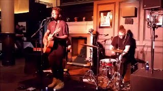 Kelvin Jones - Closer (Live in Munich)