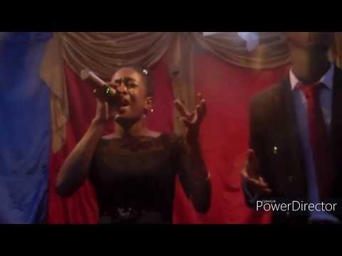 IL A PRIS MA PLACE   BY ADORATEUR NEHEMIE TSHIMANGA  LIVE CONCERT