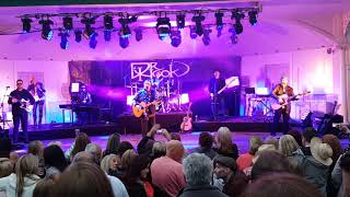 Dr Hook. A little bit more. Live in Glasgow