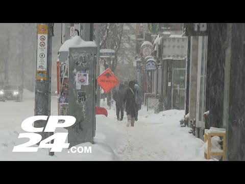 Toronto snowstorm: Intense snowfall bearing down on downtown Toronto