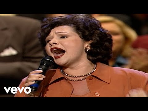 Bill & Gloria Gaither - He's Worthy (Song of the Redeemed) [Live] ft. Allison Durham Speer