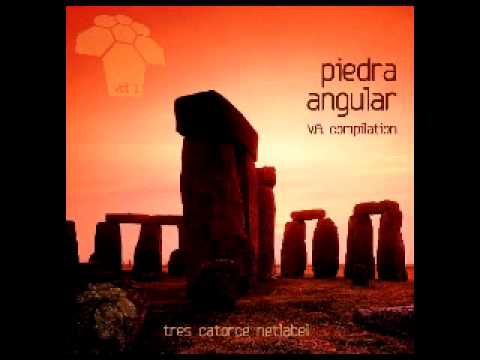 [TC001] VV.AA Piedra Angular - 04 -Nai Ox - The King is Dead