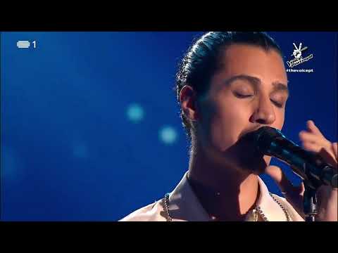 Edmundo Inácio - " Andorinha da Primavera" | Batalha | The Voice Portugal