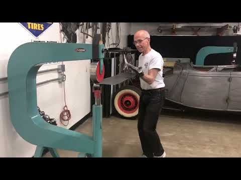 Lazze Metal Shaping: Rear Panel or "Below The Rear Decklid Panel" Free Video