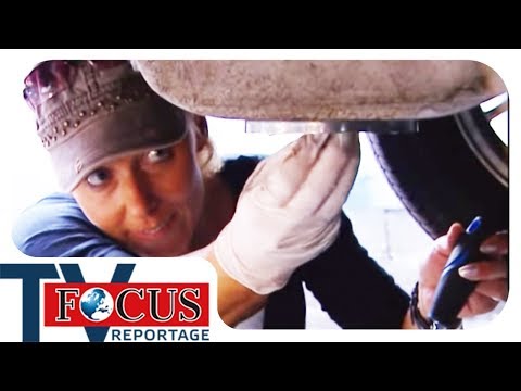 Do it Yourself in der Mietwerkstatt - Das Paradies für Autoliebhaber | Focus TV Reportage