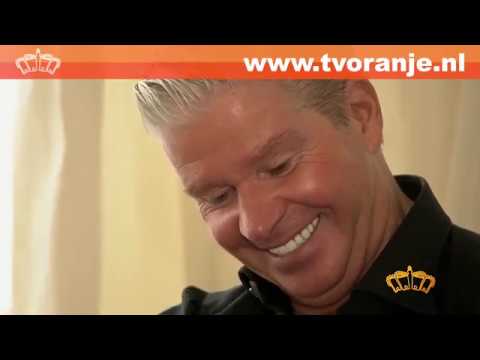 TV Oranje Artiesten Special - Dries Roelvink