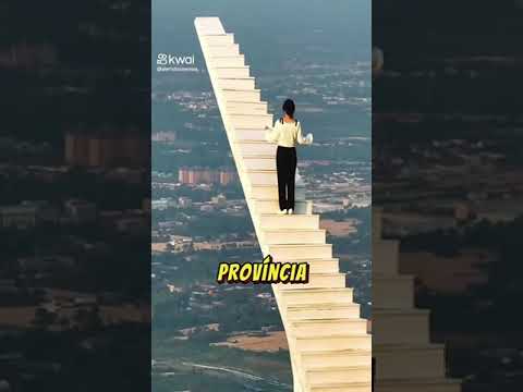 GAZETA DA CHINA MULHER SUBINDO ESCADA DO AMOR QUE VAI ATÉ O CÉU