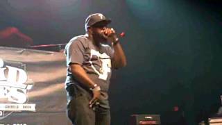 Freeway & Jake One - She Makes Me Feel Alright (Live @Paid Dues 2010)
