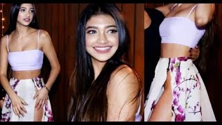 Ananya Pandey Without Panty Posses with  Ahaan and