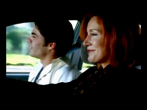 Hyundai 'Toy Boy' - TV Ad (2001)