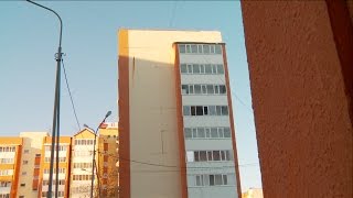Дом на Лесобазе опасно наклонился