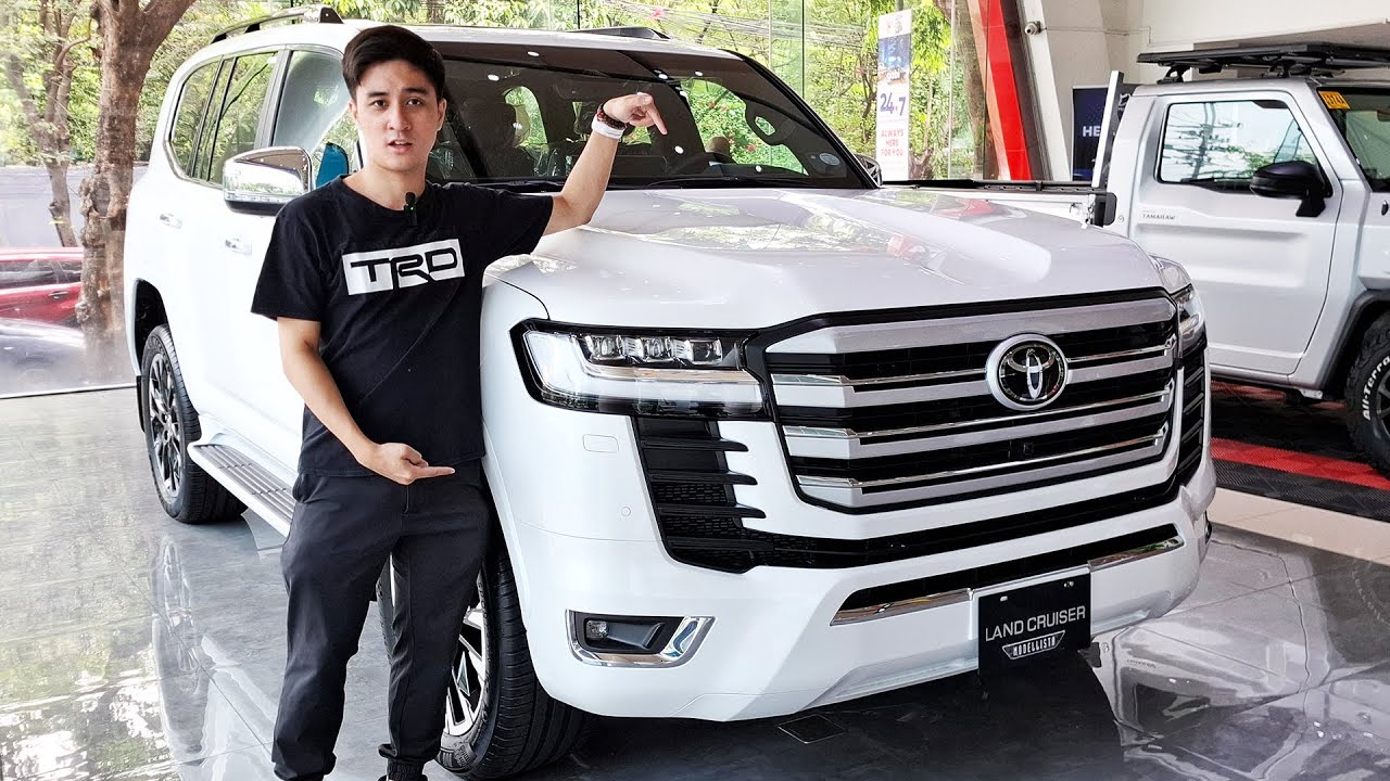Still the best of the best? 2025 Toyota Land Cruiser ZX (LC300) | Walkaround Review