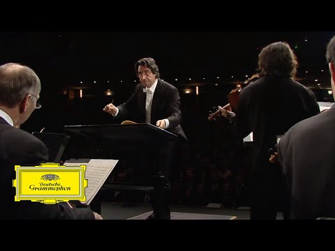 Riccardo Muti, Wiener Philharmoniker – Mozart: Sinfonia concertante, K.364: III. Presto (excerpt)
