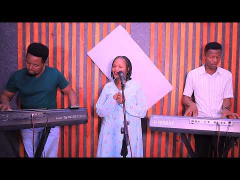 EPISODE 11 CAROL NGUGI WALTS GLORIOUS LIVE BAND JUBAL STUDIO no.0707161204.we do not own the songs